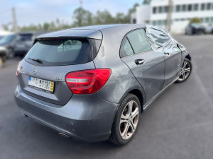 MERCEDES A 180