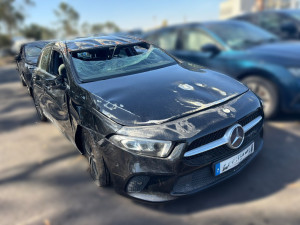 MERCEDES A180d